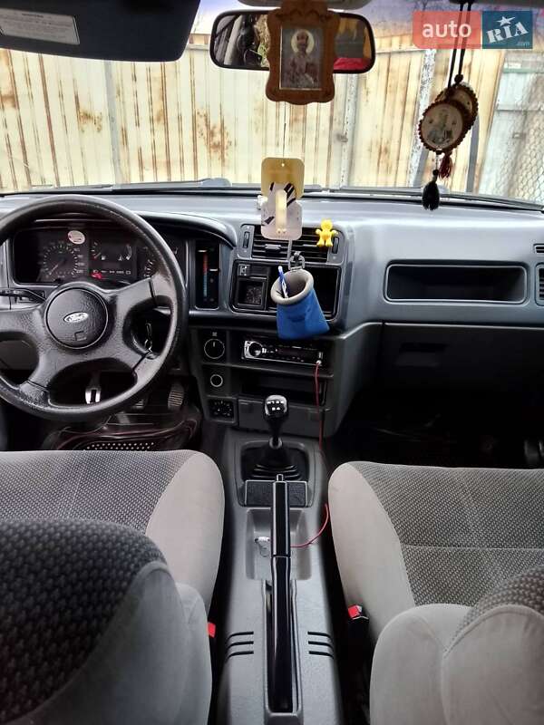 Седан Ford Sierra 1992 в Измаиле
