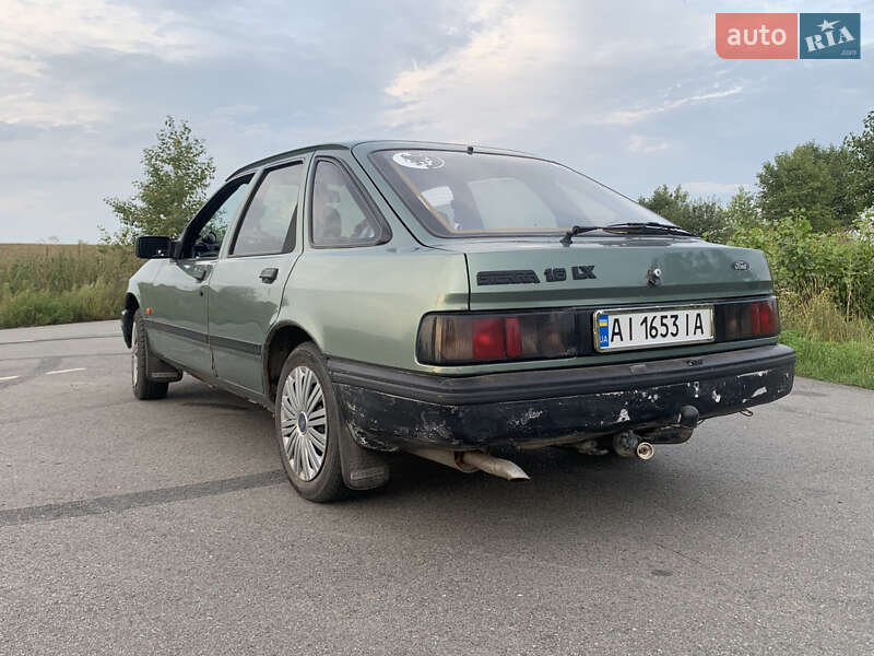Лифтбек Ford Sierra 1989 в Киеве