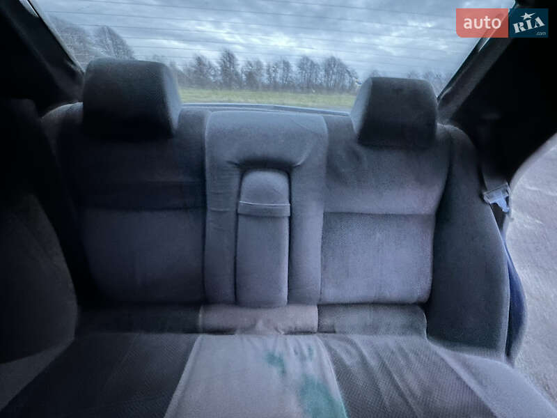 Седан Ford Sierra 1989 в Звягелі