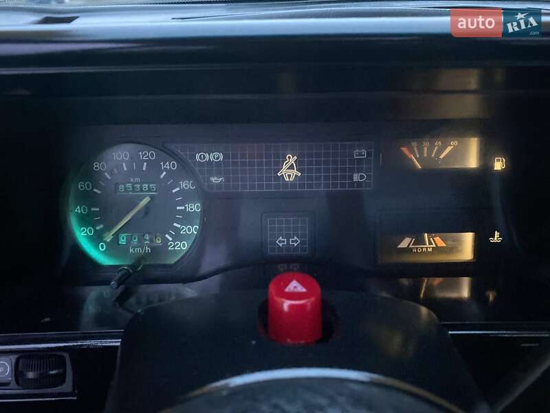 Лифтбек Ford Sierra 1987 в Одессе фото 27 Лифтбек Ford Sierra 1987 в Одессе