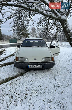 Седан Ford Sierra 1988 в Коростене