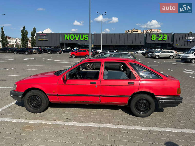 Лифтбек Ford Sierra 1988 в Киеве