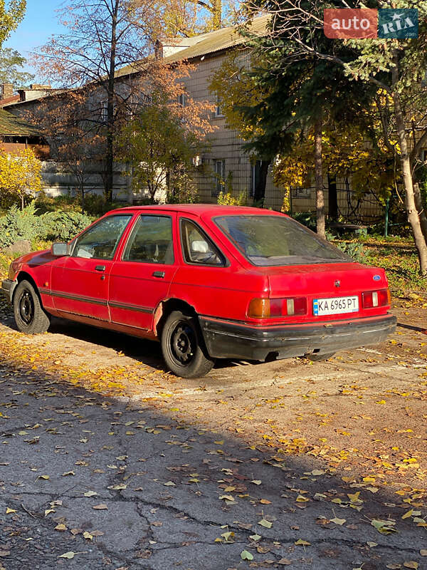 Лифтбек Ford Sierra 1988 в Киеве