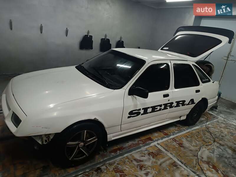 Ліфтбек Ford Sierra 1984 в Дніпрі фото 3 Ліфтбек Ford Sierra 1984 в Дніпрі