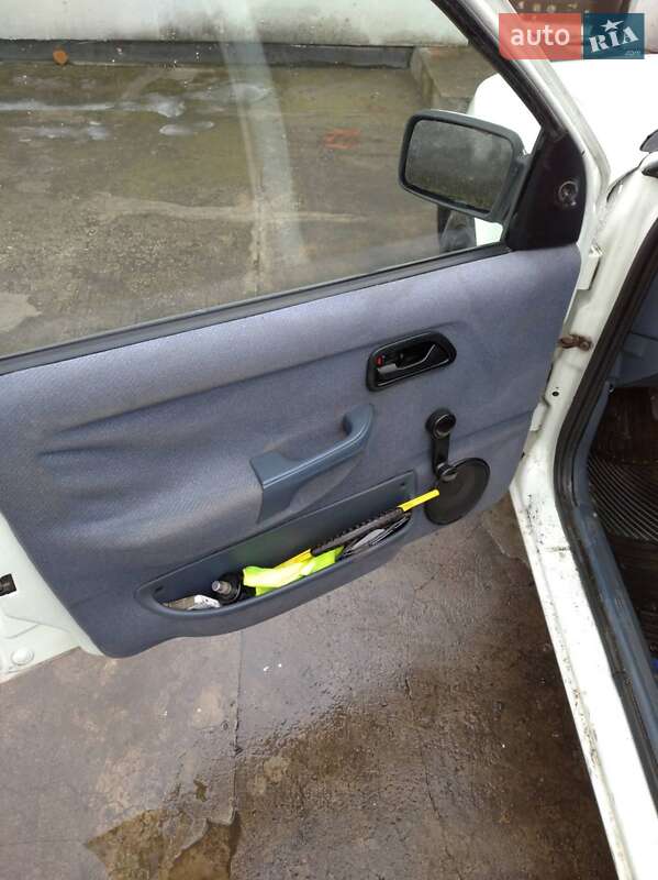 Седан Ford Sierra 1989 в Луцьку фото 17 Седан Ford Sierra 1989 в Луцьку