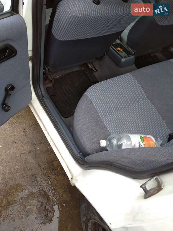 Седан Ford Sierra 1989 в Луцьку фото 33 Седан Ford Sierra 1989 в Луцьку