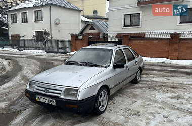 Ліфтбек Ford Sierra 1986 в Івано-Франківську