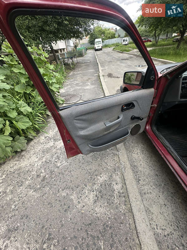 Седан Ford Sierra 1987 в Ковеле