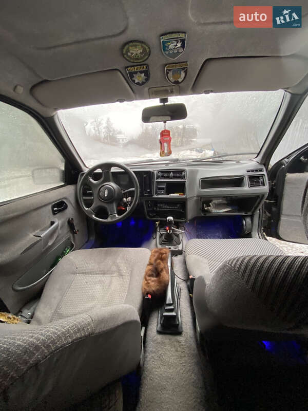 Седан Ford Sierra 1988 в Старому Самборі