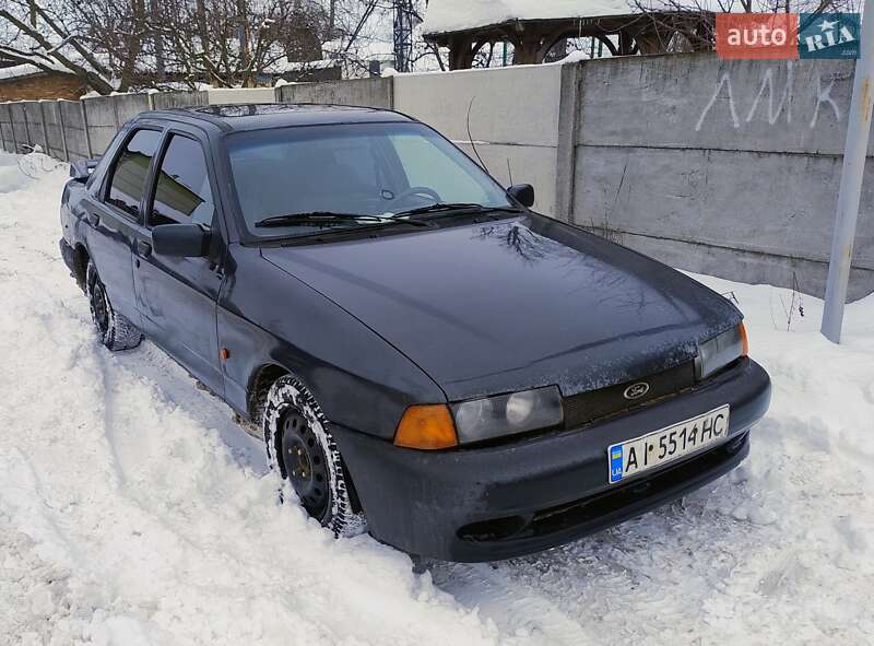 Седан Ford Sierra 1988 в Новых Петровцах