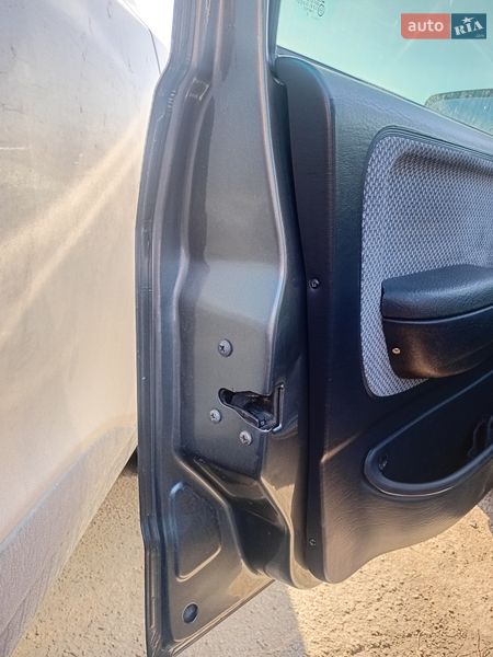 Седан Ford Sierra 1990 в Кропивницком фото 16 Седан Ford Sierra 1990 в Кропивницком