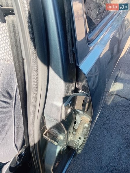 Седан Ford Sierra 1990 в Кропивницком фото 17 Седан Ford Sierra 1990 в Кропивницком