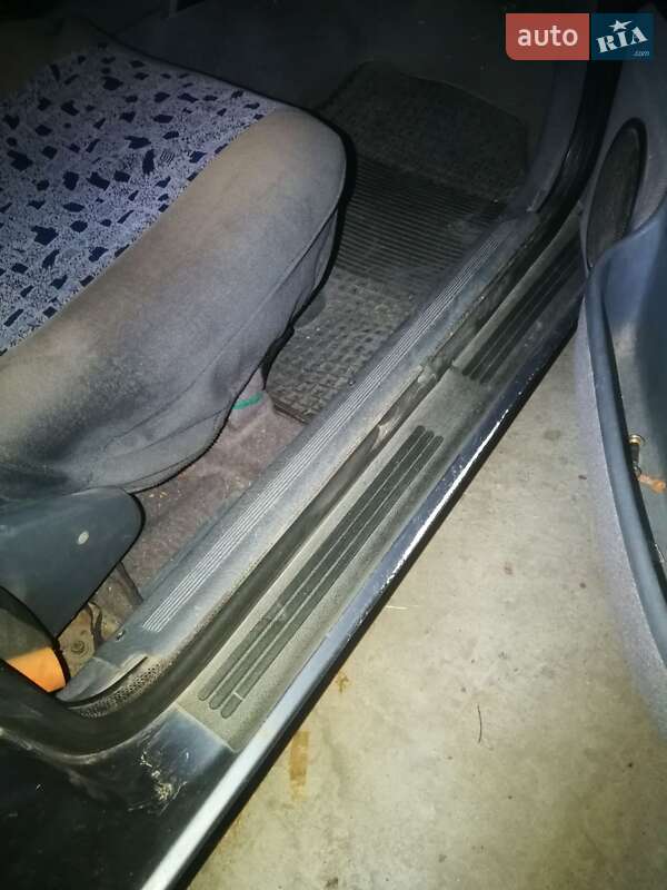 Седан Ford Sierra 1988 в Запорожье фото 6 Седан Ford Sierra 1988 в Запорожье