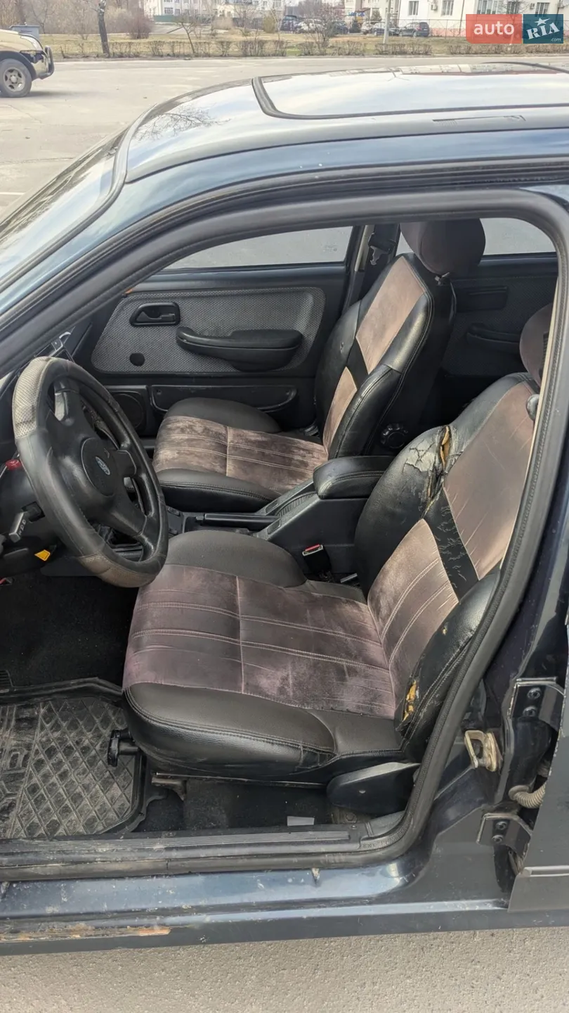 Ford Sierra 1992 VIN WF0FXXGBBFND32360 фото оголошення 11 з 20