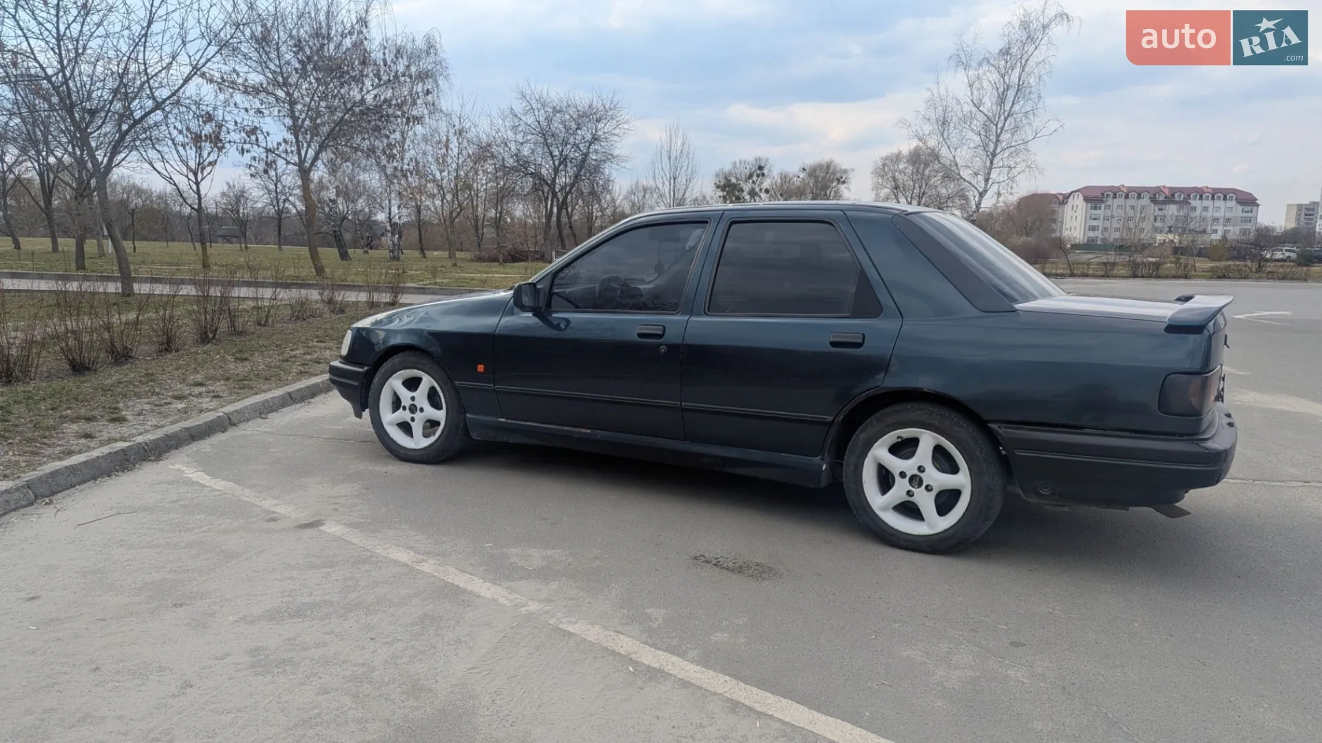 Ford Sierra 1992 VIN WF0FXXGBBFND32360 фото оголошення 18 з 20