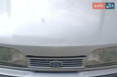 Седан Ford Sierra 1991 в Киеве