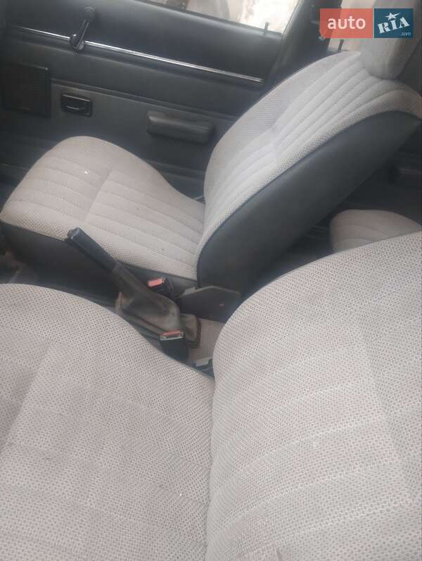 Седан Ford Taunus 1981 в Тернополе фото 10 Седан Ford Taunus 1981 в Тернополе