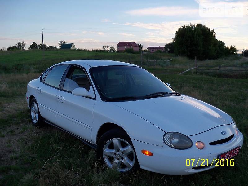 Седан Ford Taurus 1996 в 