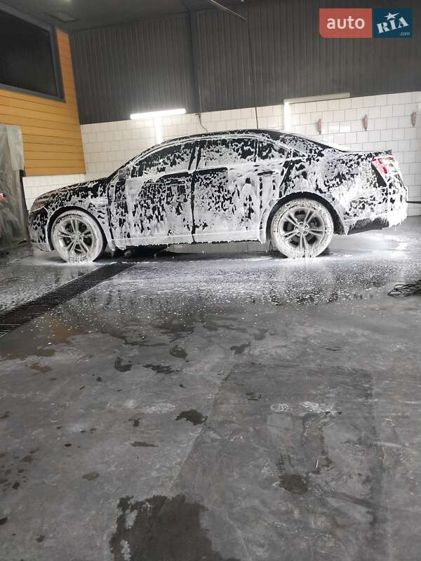 Седан Ford Taurus 2019 в Днепре