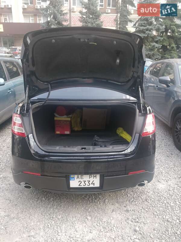 Седан Ford Taurus 2019 в Днепре