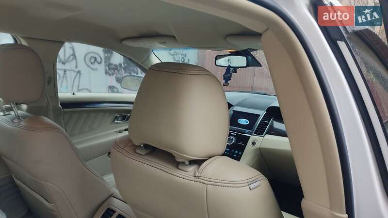 Седан Ford Taurus 2016 в Киеве фото 4 Седан Ford Taurus 2016 в Киеве