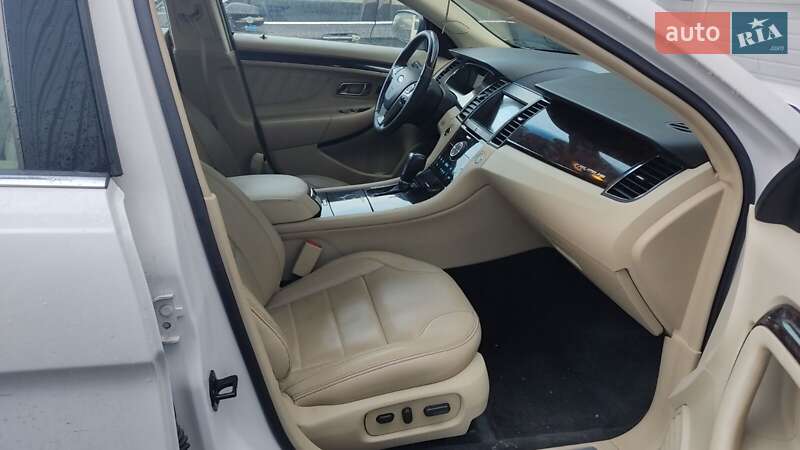 Седан Ford Taurus 2016 в Киеве фото 10 Седан Ford Taurus 2016 в Киеве