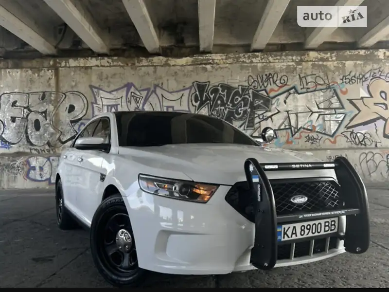 Ford Taurus
