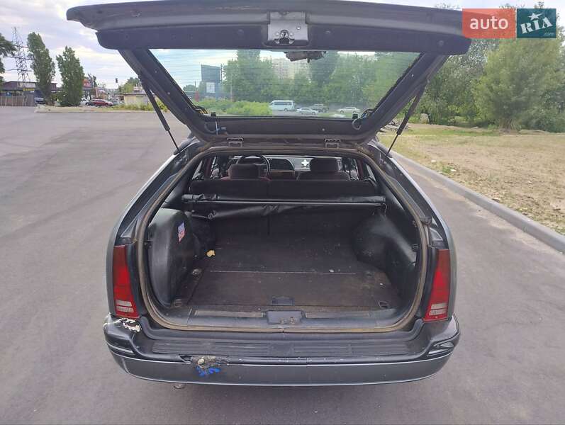 Універсал Ford Taurus 1990 в Києві