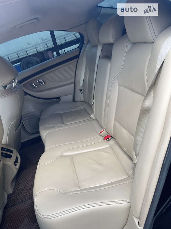 Седан Ford Taurus 2017 в Вінниці