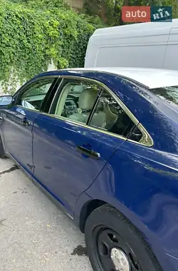 Ford Taurus 2014