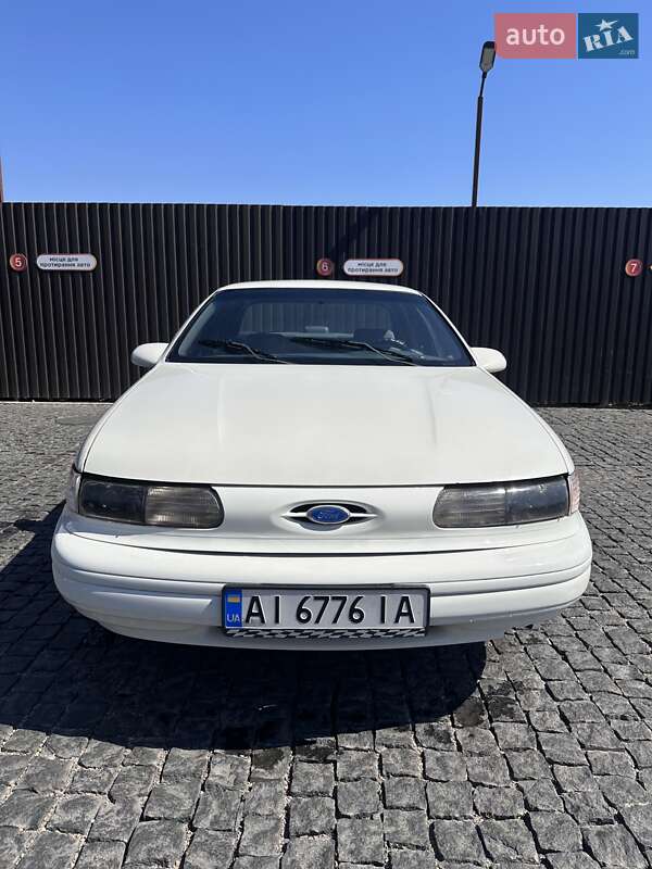 Седан Ford Taurus 1992 в Софиевской Борщаговке