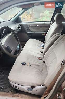 Універсал Ford Taurus 1988 в Запоріжжі
