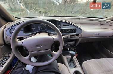 Седан Ford Taurus 1995 в Киеве