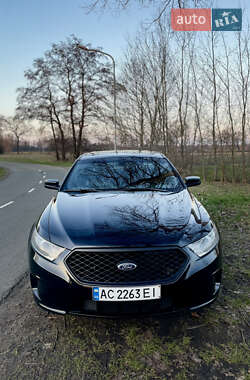 Седан Ford Taurus 2017 в 