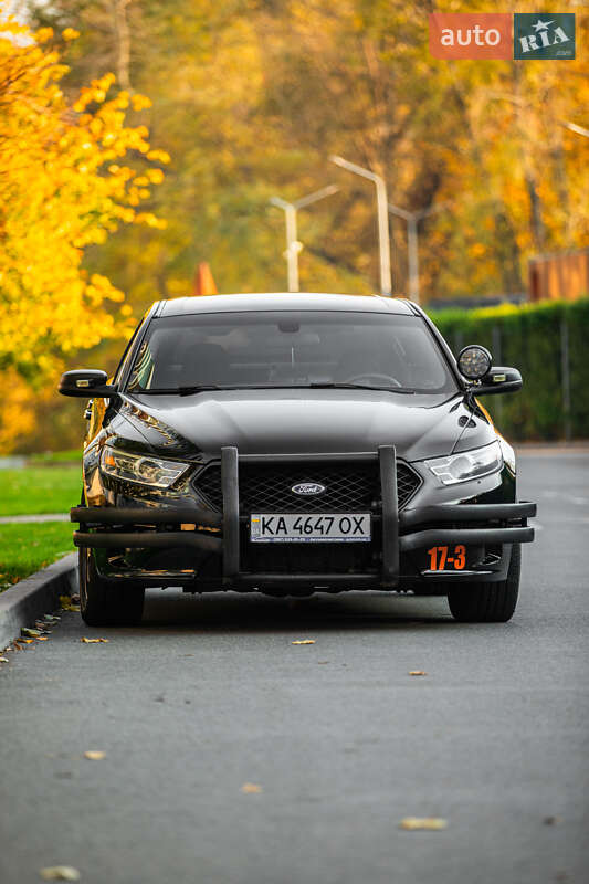 Седан Ford Taurus 2017 в Киеве