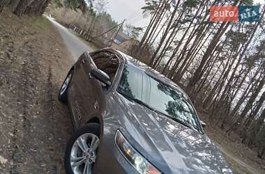 Седан Ford Taurus 2012 в 