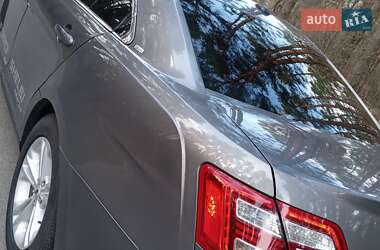 Седан Ford Taurus 2012 в 