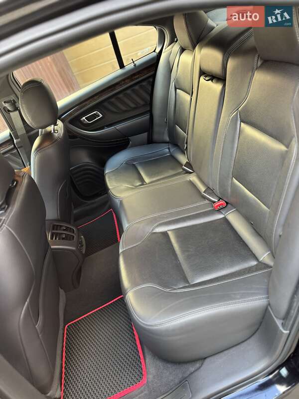 Седан Ford Taurus 2019 в Києві