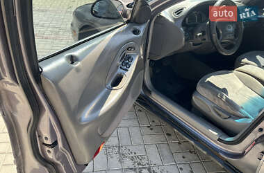 Седан Ford Taurus 1996 в 