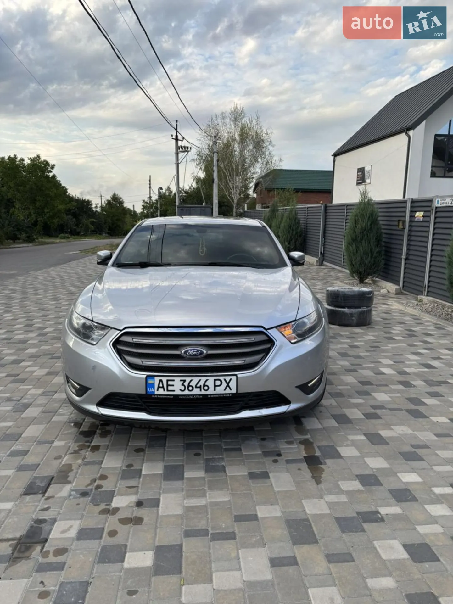 2012 Ford Taurus - мініатюра 5