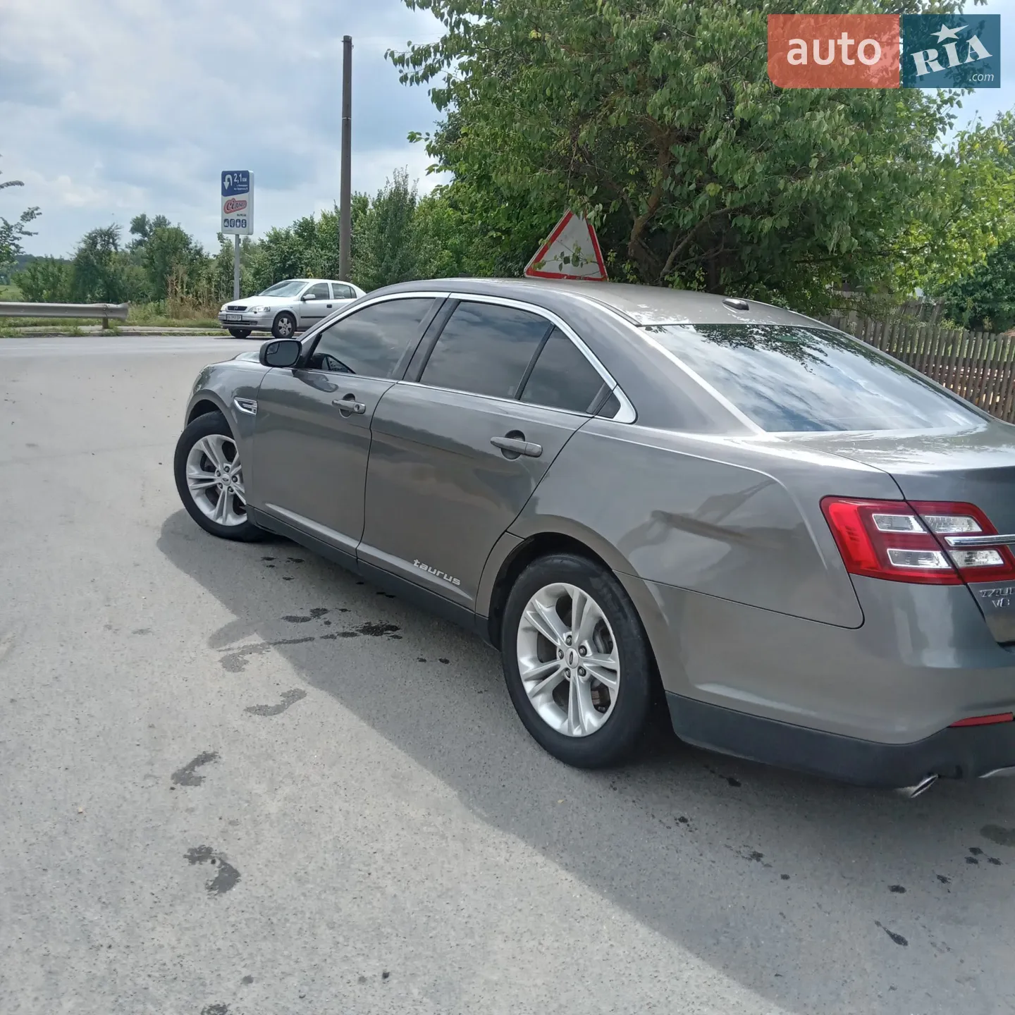 2012 Ford Taurus - мініатюра 17