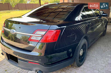 Седан Ford Taurus 2016 в 