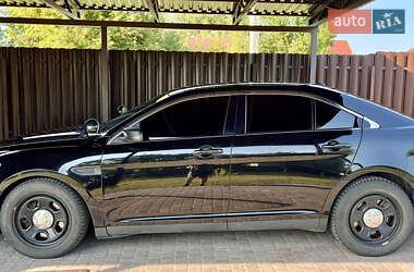 Седан Ford Taurus 2016 в 