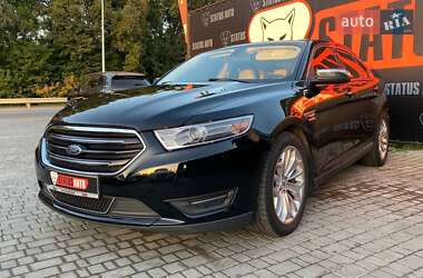 Ford Taurus 2017
