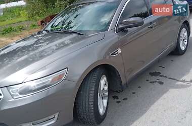Седан Ford Taurus 2012 в Белогородке
