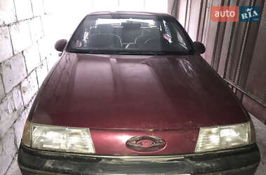 Седан Ford Taurus 1990 в Гнідині