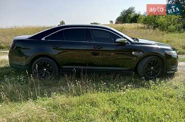 Седан Ford Taurus 2014 в Фастове