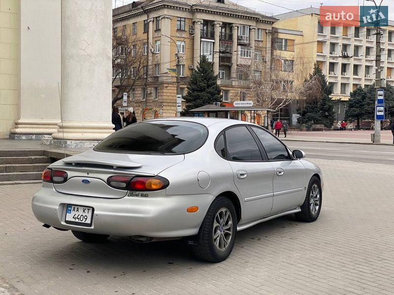 Седан Ford Taurus 1996 в Запорожье