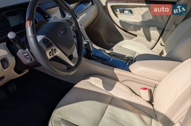 Седан Ford Taurus 2017 в Николаеве