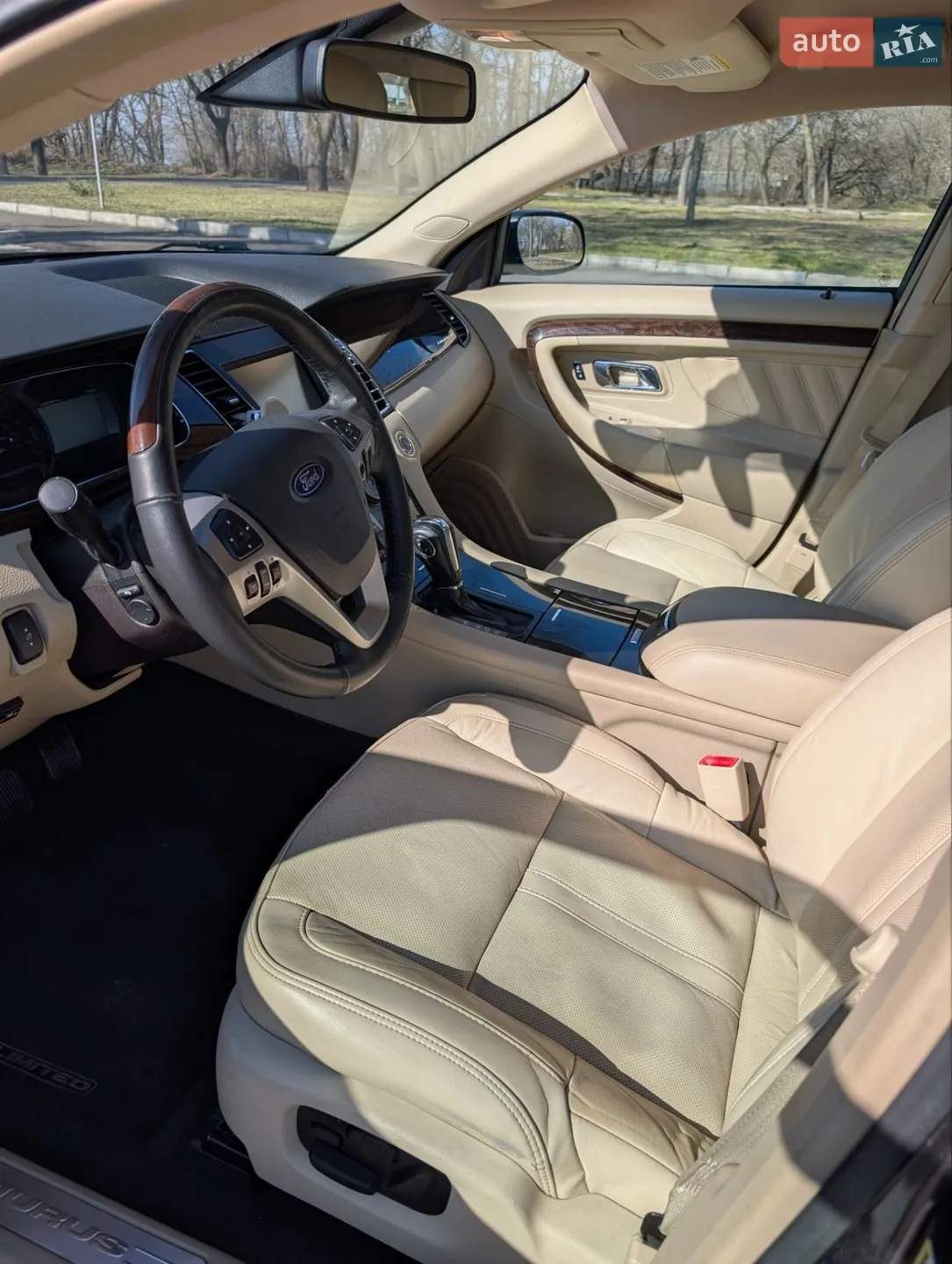 2017 Ford Taurus - мініатюра 10